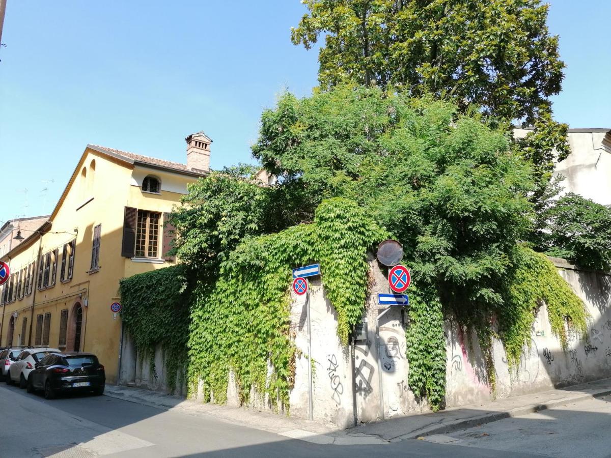 Apartamento Romantica Mansarda Ferrara Exterior foto