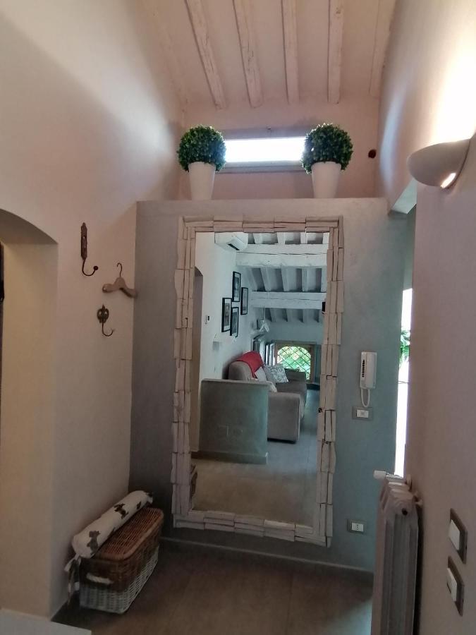 Apartamento Romantica Mansarda Ferrara Exterior foto