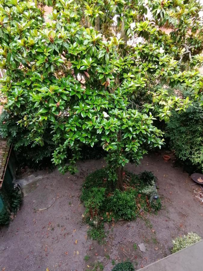 Apartamento Romantica Mansarda Ferrara Exterior foto
