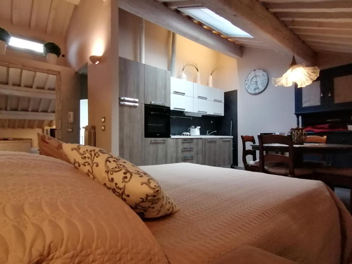 Apartamento Romantica Mansarda Ferrara Exterior foto